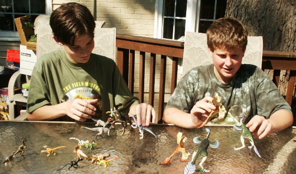 Carnegie Feathered dinosaurs and the Dino Boyz